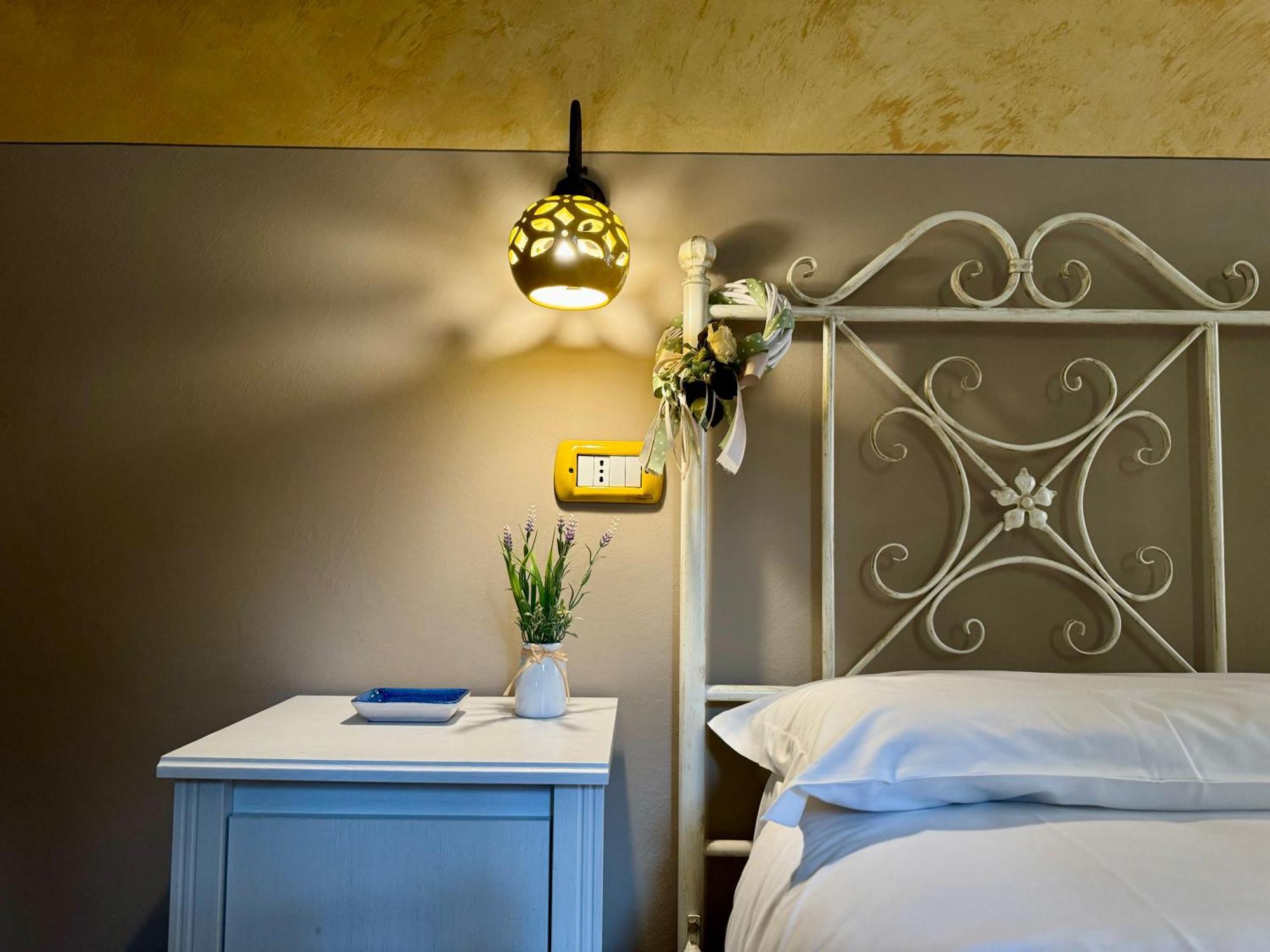 Domus Angeli Hotel Assisi Luaran gambar