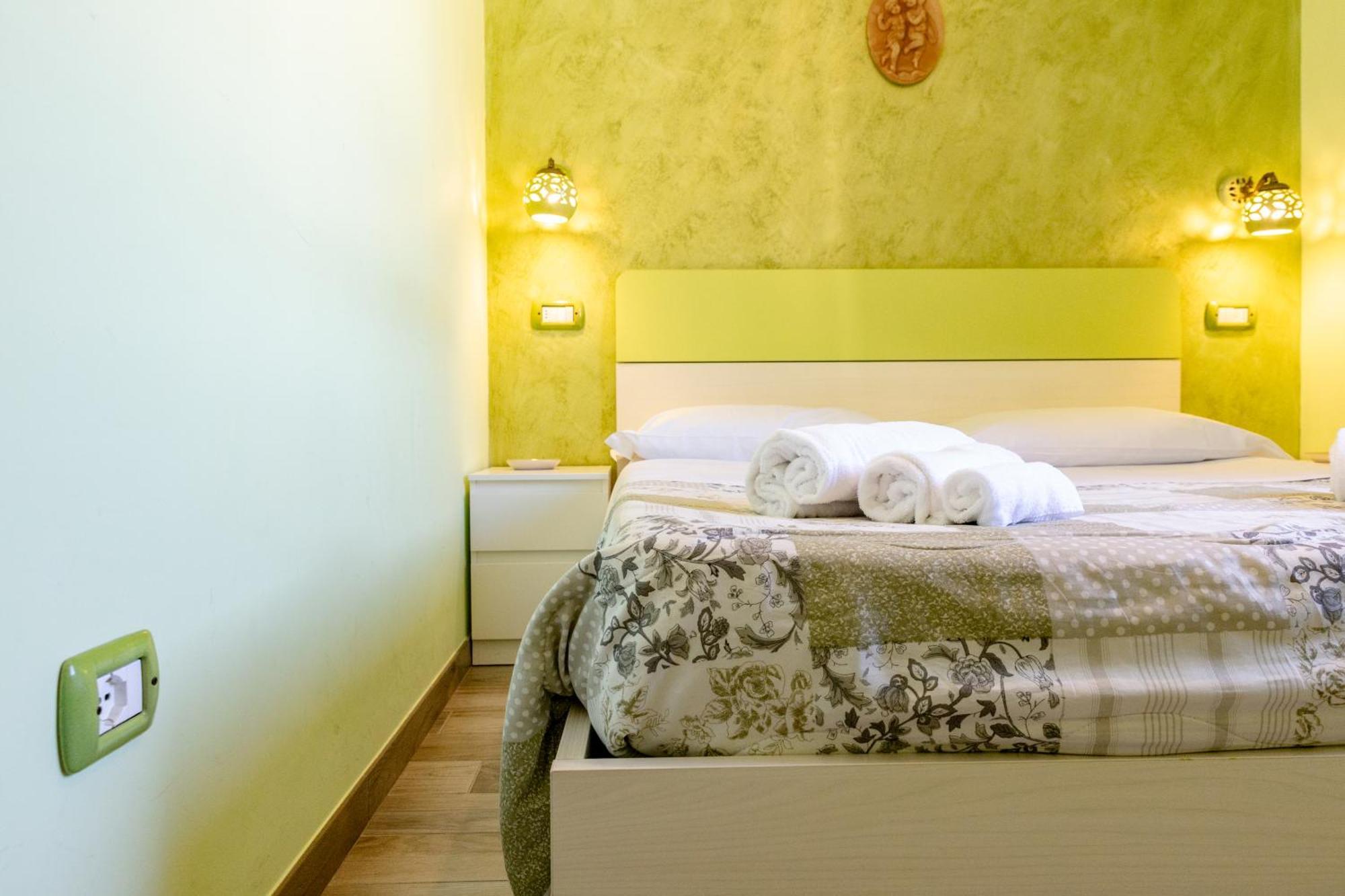 Domus Angeli Hotel Assisi Luaran gambar